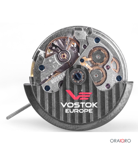 Ceas Vostok - Europe Expedition Radio Room Edition